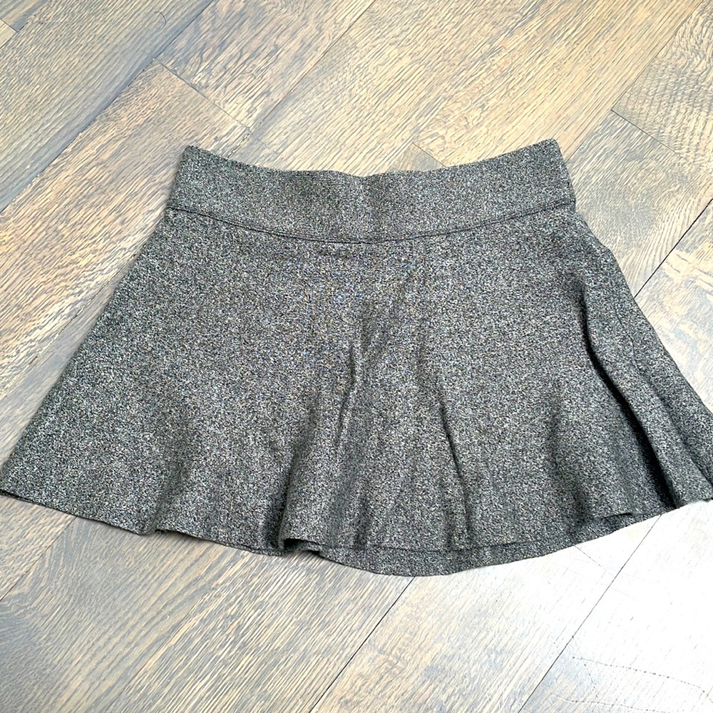 TALULA grey skirt like new